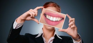 Zahnarztwerbung mit "perfekte Zähne" wettbewerbswidrig